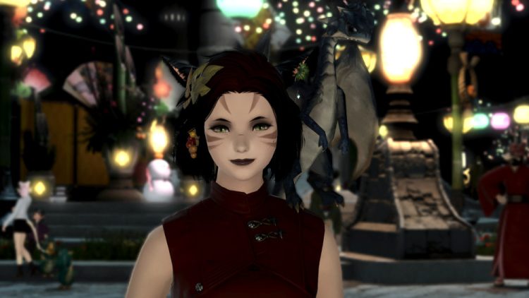 My FFXIV Miqo'te with her Dragonet in Limsa during HeavensTurn 2024